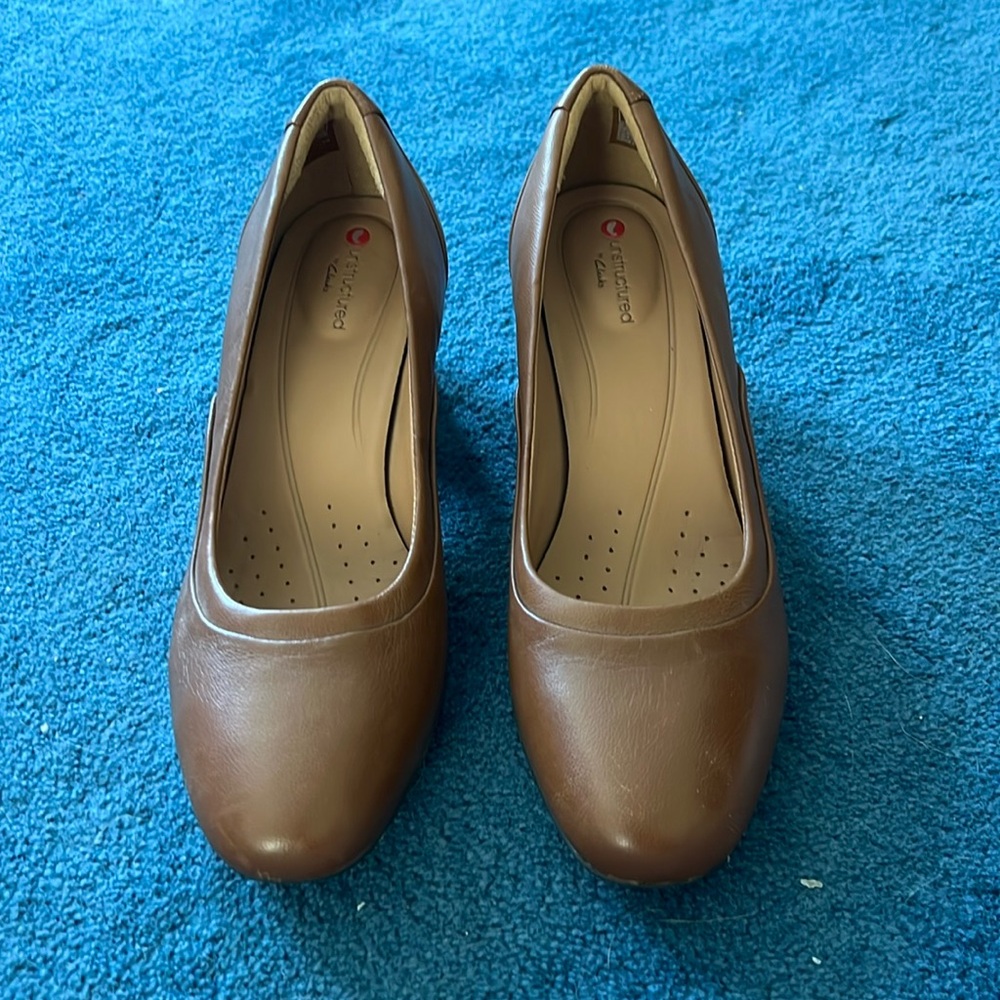 Clarks dressy pumps